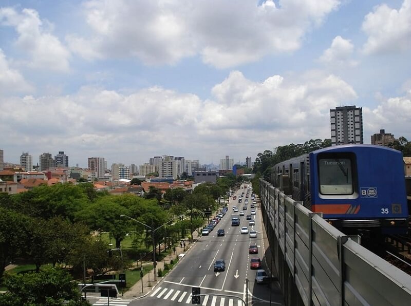 cars on the road of Sao Paulo